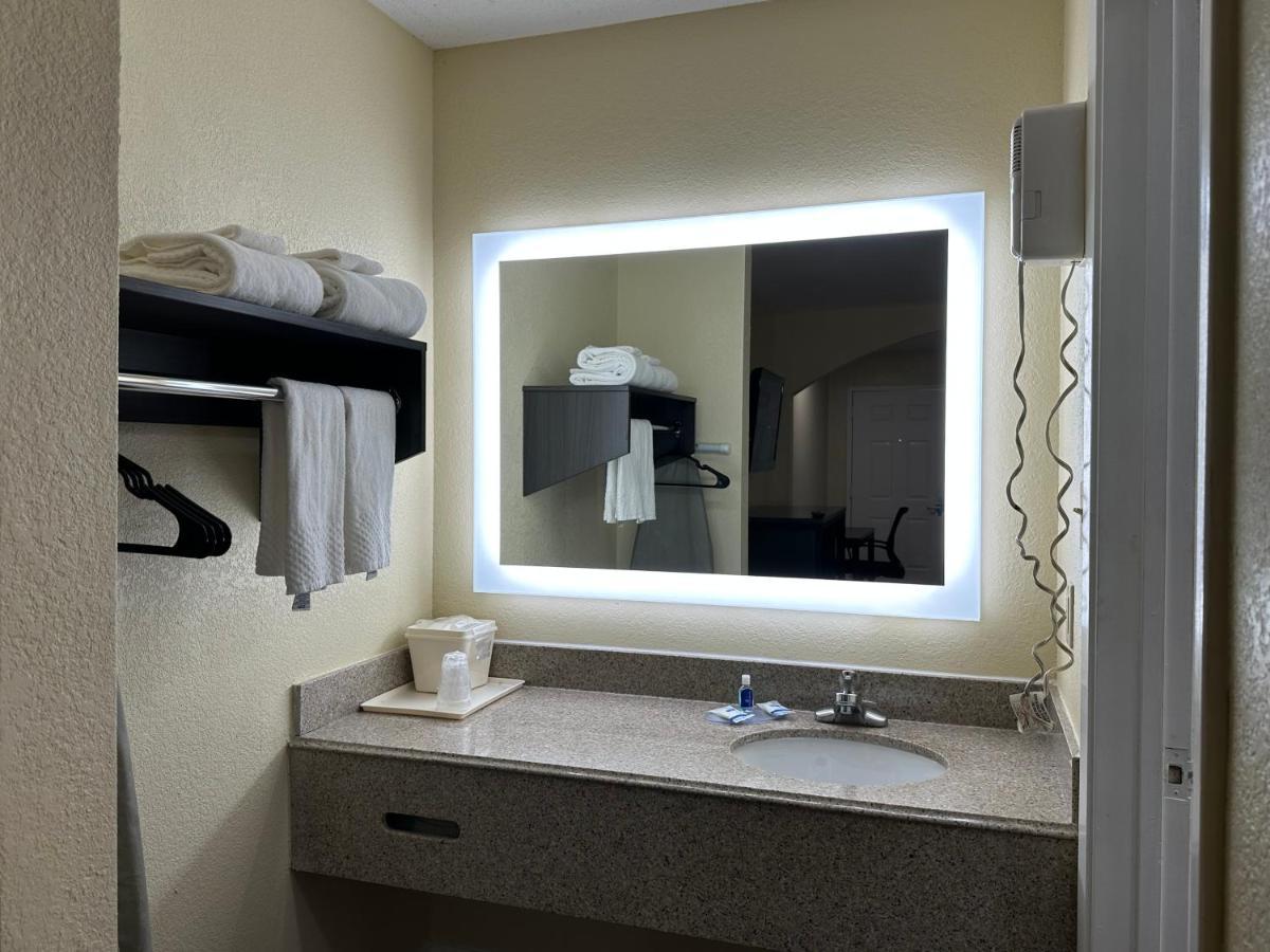 Rodeway Inn & Suites Hwy 290 Nw Houston Luaran gambar